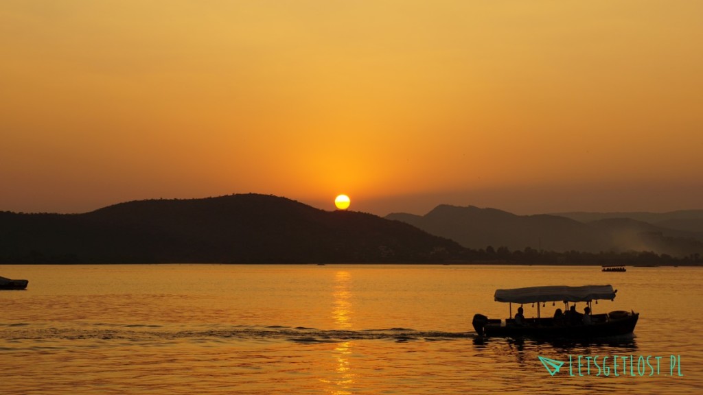 Zachód słońca w Udaipurze